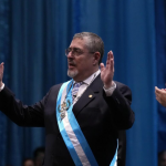 Líderes mundiales felicitan al presidente electo de Guatemala Bernardo Arévalo