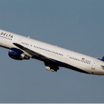 Se desprende rueda de avión Boeing 757 de Delta antes de despegar en Atlanta