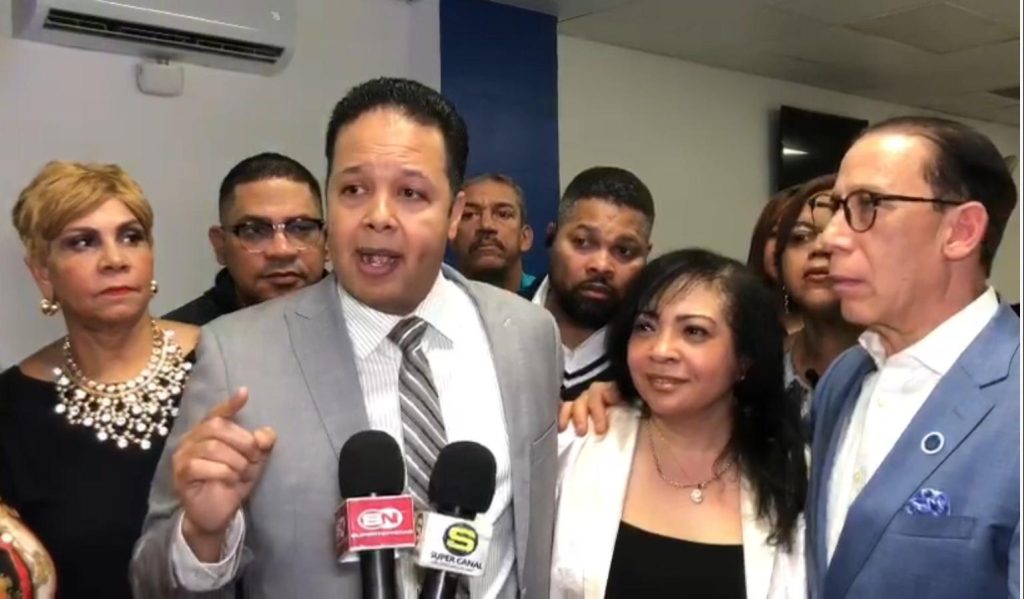 Elogian éxito rotundo para “Dominicanos en el Capitolio” organizado por el congresista Adriano Espaillat