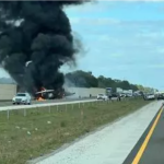 Dos muertos al estrellarse una avioneta en una carretera de EE.UU.