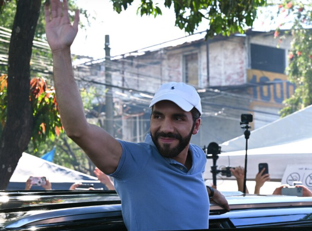 Nayib Bukele se autoproclama ganador de la presidencia en El Salvador sin resultados oficiales