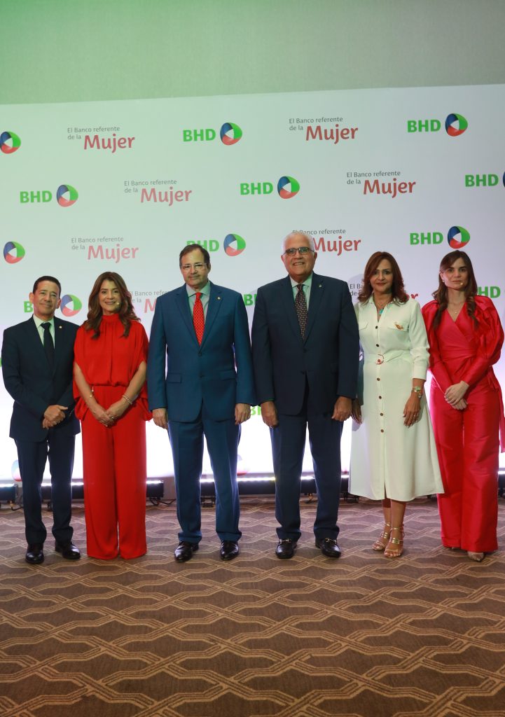 BHD y Mastercard presentan nuevos beneficios en su tarjeta de crédito Mujer