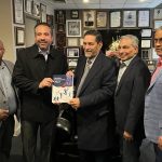 Director del INEFI visita al cónsul dominicano en NY, Eligio Jáquez y entrega memorias