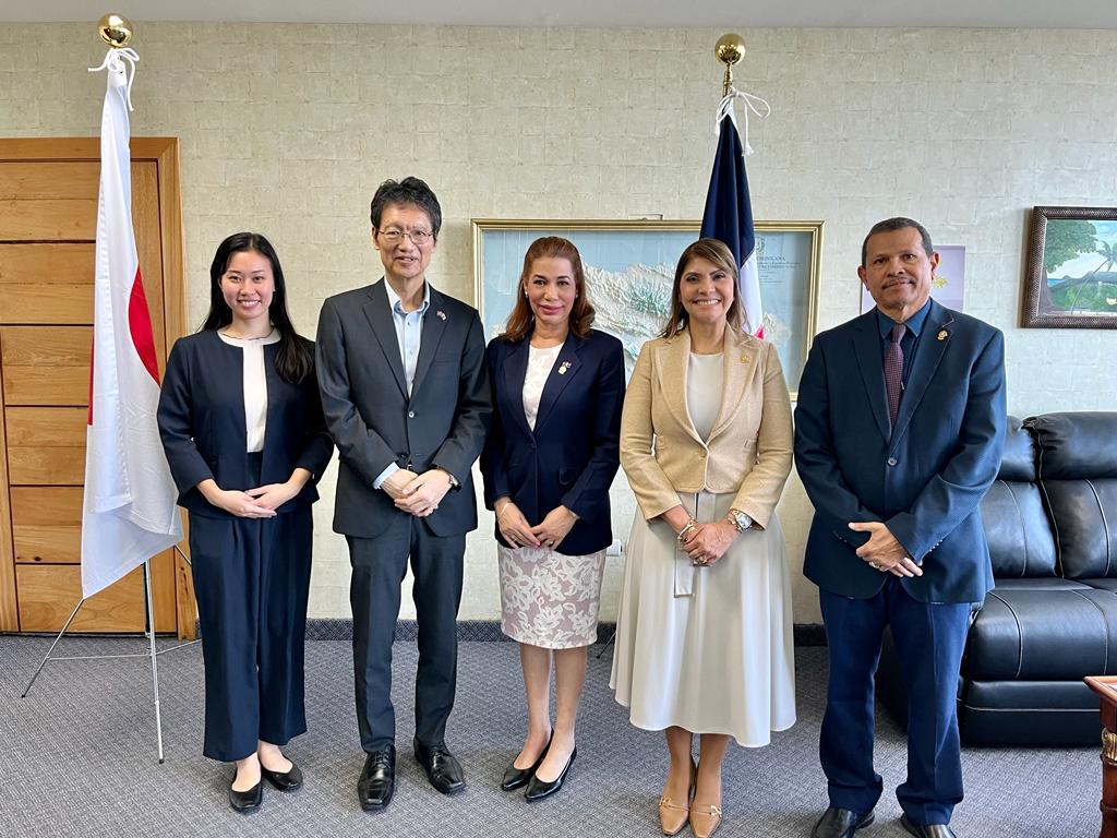 PARLACEN sostiene encuentro con Embajador de Japón en RD para fortalecer lazos de cooperación