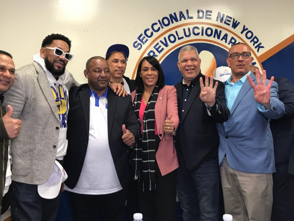 Congresista Kenia Bido se une al juramento de Frente Deportivo del PRM en NY