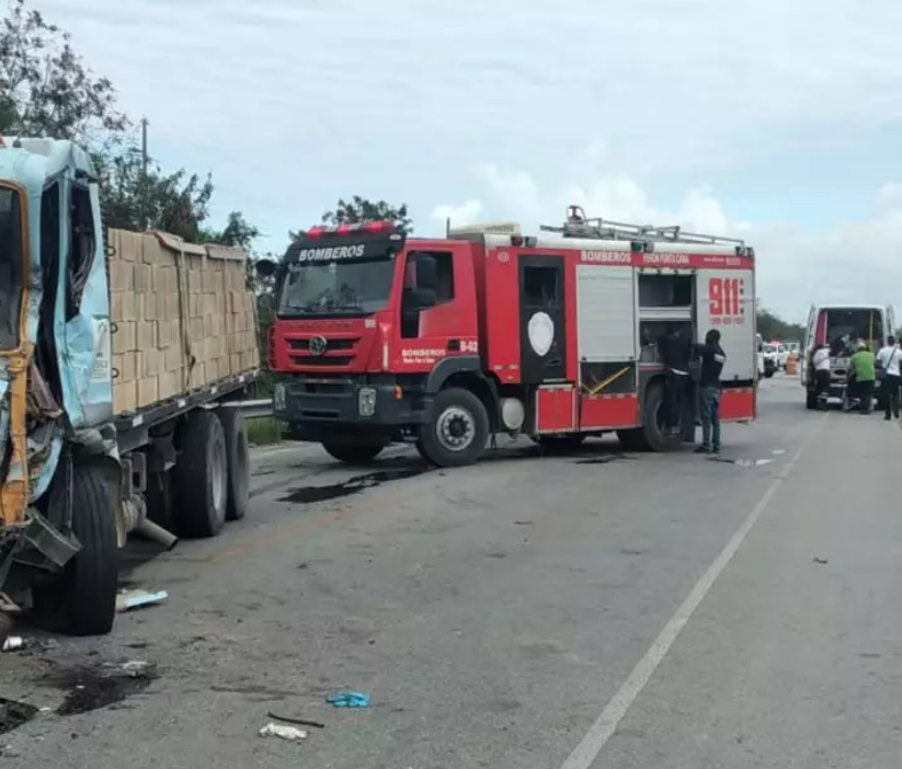 Accidente múltiple en autovía del Coral deja varios heridos en La Altagracia