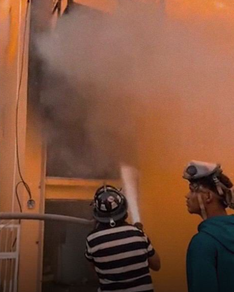 Incendio se registra en establecimiento comercial «El Titán» en Hato Mayor