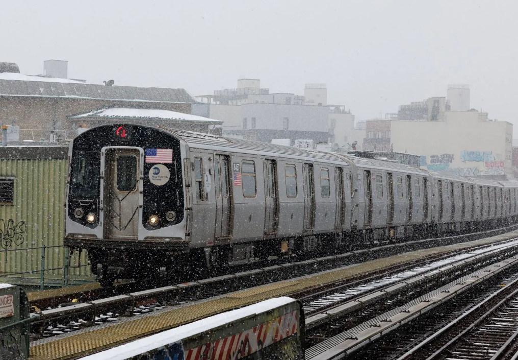 NY pondrá en marcha un programa piloto para detectar armas en su metro