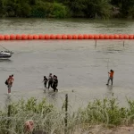 Texas sufre un revés legal en su defensa de la barrera de boyas en la frontera con México