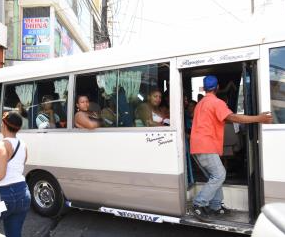 Detienen hombre operaba como chofer de transporte público para asaltar en Santiago