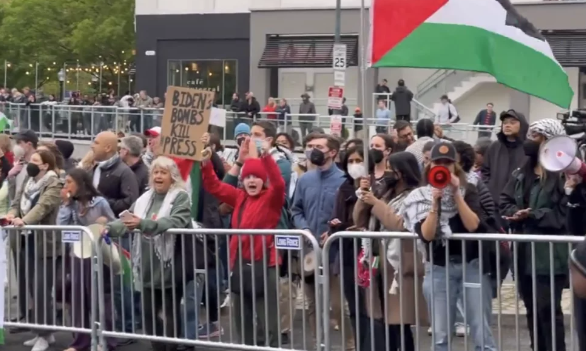 Manifestantes por Gaza piden boicotear la cena de corresponsales de la Casa Blanca