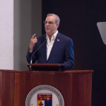 Presidente Abinader promete convertir a Santiago en un referente de movilidad sostenible en el Caribe