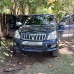 Hallan sin vida hombre dentro de vehículo en playa Colombina, Samaná