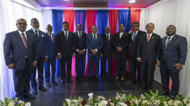 Consejo de Haití: Edgard Leblanc, presidente y Fritz Bélizaire primer ministro