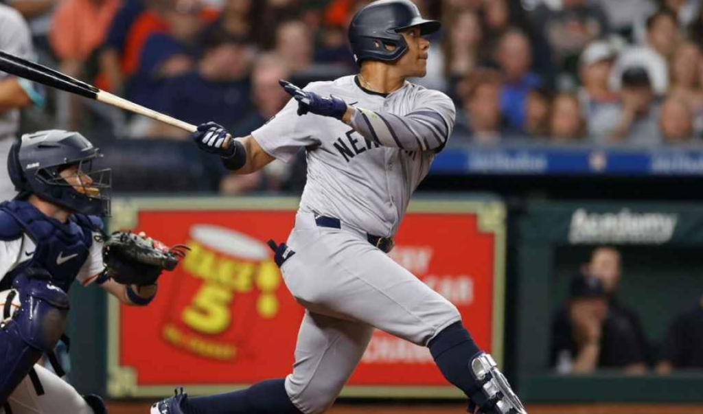 Retrasan inicio del partido Marlins-Yankees debido a eclipse solar