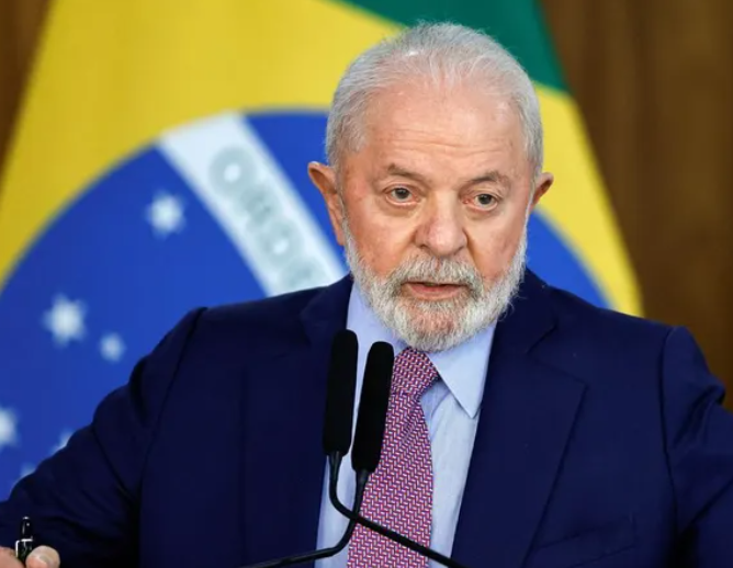 Lula promete «más conquistas de derechos» en el Día del Trabajador