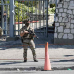 Al menos 5 policías heridos en fallido ataque de las bandas al Palacio Nacional de Haití