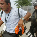 Agreden 13 periodistas durante protestas contra el Gobierno colombiano