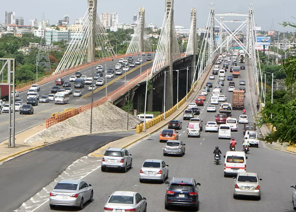 Cerrarán en las noches pasos a desnivel  y puentes hasta el sábado 13 de abril