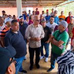 Ministro Igor Rodríguez visita 5 provincias en alerta roja; entrega ayudas a familias afectadas por lluvias