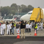 México deporta hacia Honduras a 46 menores y 121 adultos que iban hacia EE.UU.