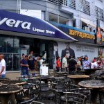 Empleado de discoteca en Santiago muere atrapado tras incendio