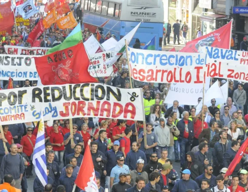 Trabajadores de varios países piden reducción de jornada y mejoras salariales