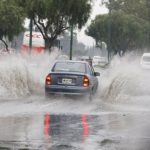 Continúan los aguaceros en RD mientras emiten alerta por huracán Beryl