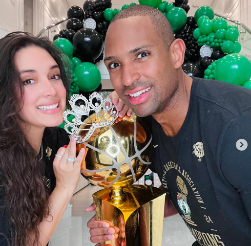 Amelia Vega sobre ella y su esposo: «Que orgullo poder representar a nuestro bellos país juntos