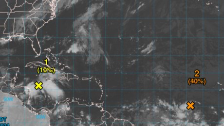 Caribe Oriental emite una alerta de huracán por aproximación de tormenta tropical Beryl