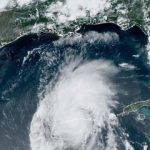 Beryl se degrada a tormenta tropical y se fortalecerá antes de impactar noreste de México y costa Texas