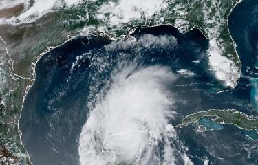 Beryl se degrada a tormenta tropical y se fortalecerá antes de impactar noreste de México y costa Texas