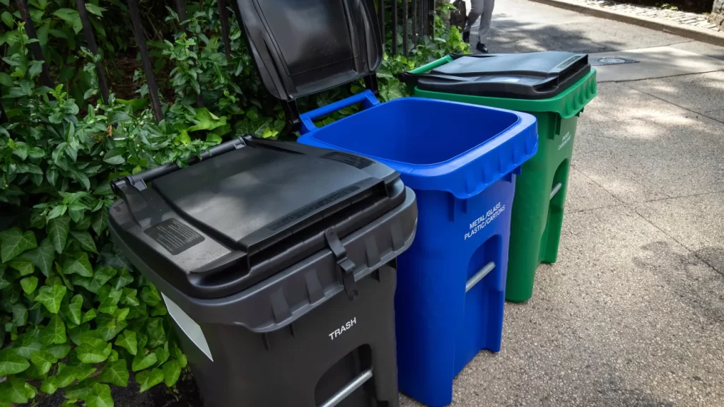 Presentan contenedor de basura oficial para la ciudad de Nueva York