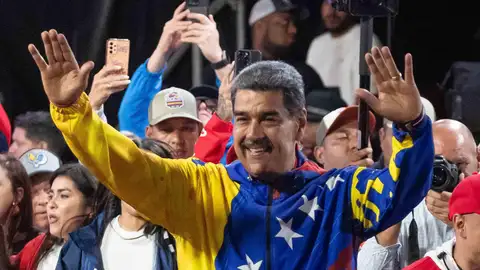 CNE venezolano proclama presidente a Maduro tras las elecciones