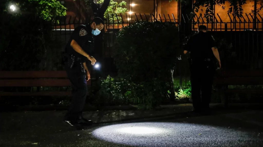 Tres mujeres fueron acuchilladas durante dos ataques en Queens y Manhattan