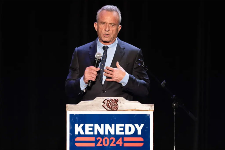 Robert F. Kennedy Jr. alaba salida de Biden y acusa al partido de ocultar su deterioro