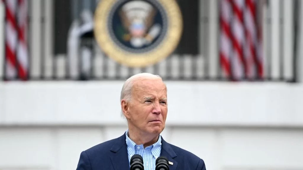 Biden insta a los estadounidenses a resolver sus diferencias «en las urnas, no con balas»