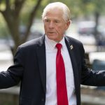 Exasesor de Trump Peter Navarro sale de prisión y va rumbo a la Convención en Milwakee