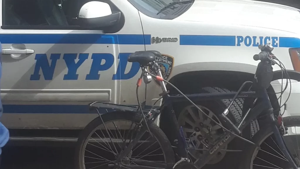 Latino murió apuñalado en pelea dentro de edificio en Nueva York