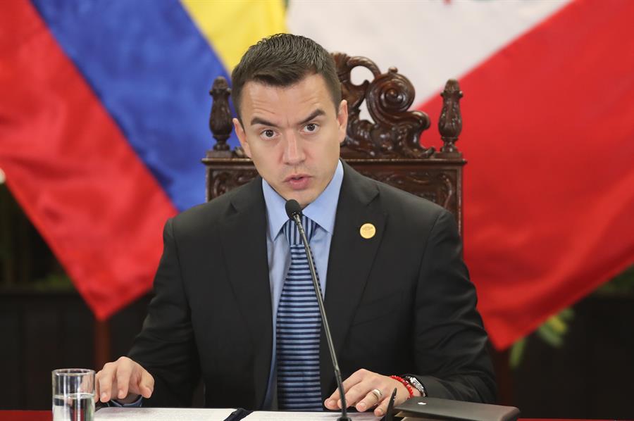 Presidente de Ecuador dispone toque de queda en 20 municipios para reforzar seguridad