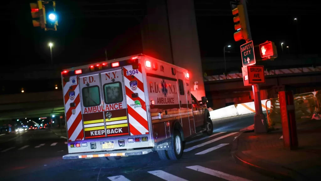 Dos accidentes en motocicleta dejan tres muertos en El Bronx