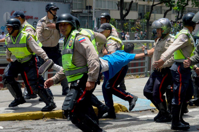 Misión de la ONU dice más de cien niños fueron detenidos en Venezuela