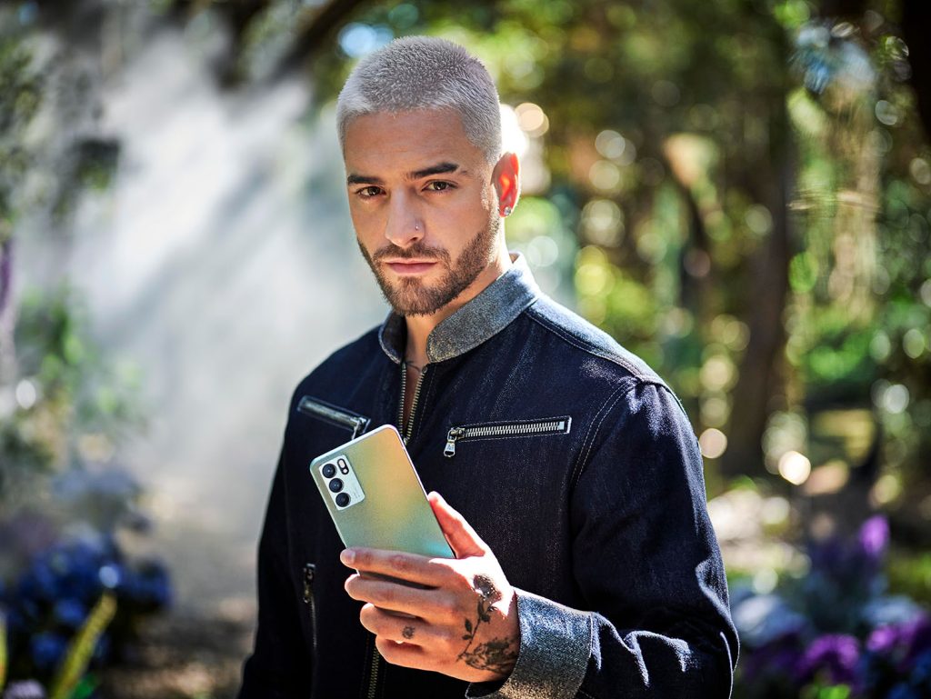 Maluma denuncia el robo de su celular