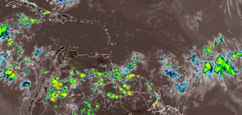 Indomet vigila onda tropical en el Atlántico Central