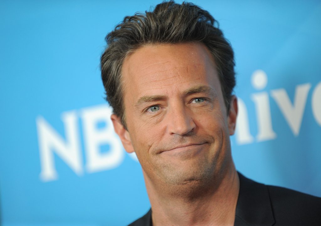 Uno de los médicos de Matthew Perry acepta declararse culpable de su muerte