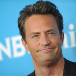 Uno de los médicos de Matthew Perry acepta declararse culpable de su muerte