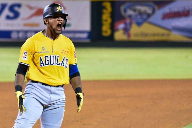 Águilas Cibaeñas vencen a Estrellas Orientales y clasifican al round robin