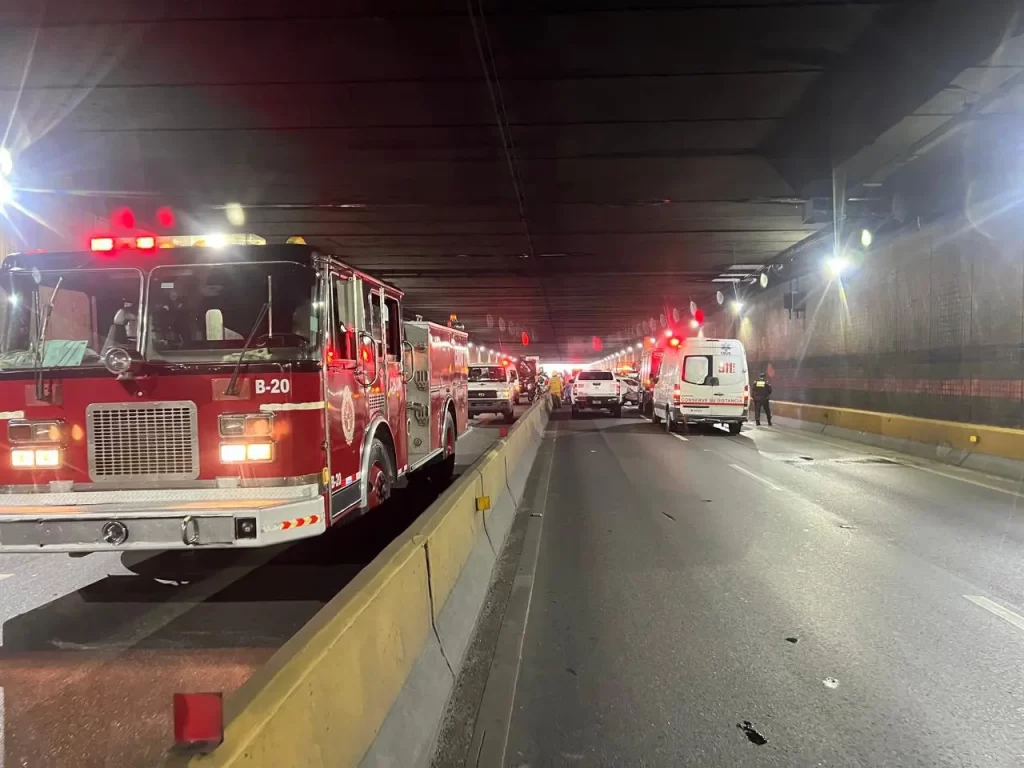 911 informa que fue controlada emergencia por fuga de gas tras accidente en el túnel 27 de Febrero