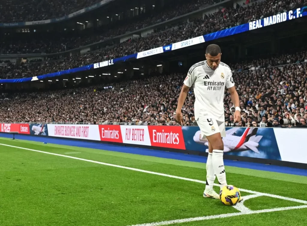 Mbappé desmiente que esté deprimido y afirma que va a «triunfar» en el Real Madrid