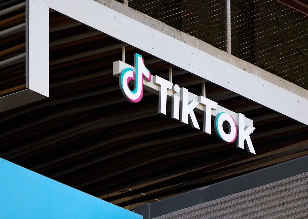 Venezuela: Supremo pone multa de 10 millones dólares a TikTok